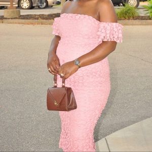 Off shoulder lace midi dress